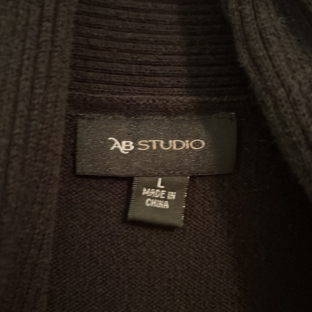 Black cardigan - Picture 2 of 2